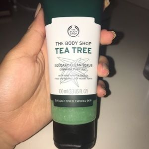 Brand New The Body Shop Tea Tree Face Scrub